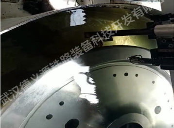 車(chē)輛車(chē)輪輪輻水浸全自動(dòng)探傷機(jī)